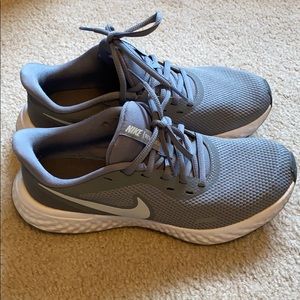 Grey Nike Sneakers (Worn Once)